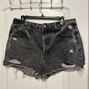 Wild Fable Washed Black Distressed Denim Jean Shorts Sz 16